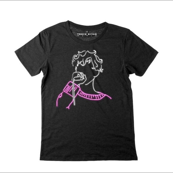 Troye Sivan Blue Neighbourhood Tour tshirt Medium - Picture 1 of 4
